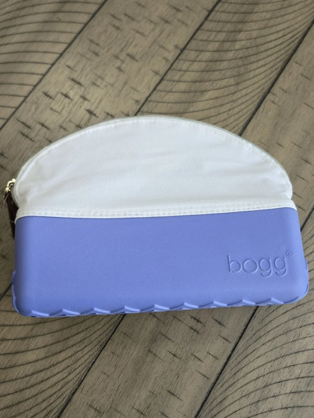 BOGG BAG White and Lavender Cosmetic Pouch